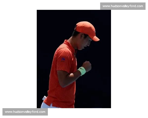 商竣程迎来职业赛首胜激励中国网球新希望崛起迈向更高舞台未来可期