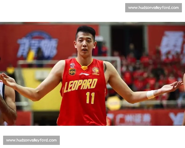 CBA赛况全景汇总 聚焦强队对决新星高光精彩瞬间与排名变化